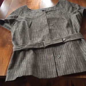 Adorable short sleeve blazer